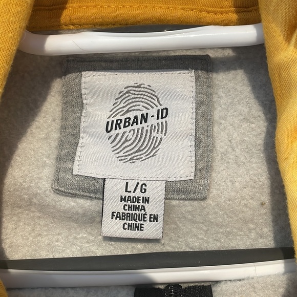 Mens Hooded Sweater Size L - Picture 3 of 3